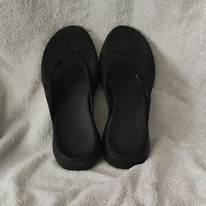 Women's Sketchers Go Walk Black Sandals